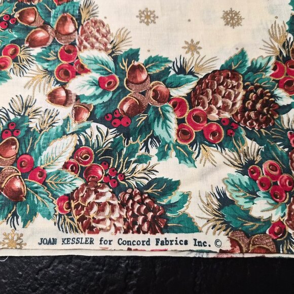 Vintage Christmas Fabric by Joan Kessler for Concord Wreaths Pinecones Berries - Picture 1 of 2